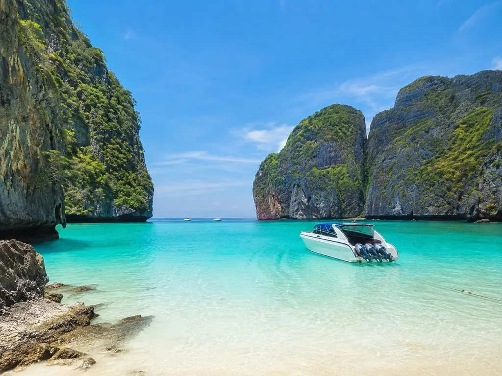 เรือเร็วเที่ยววันเดียวรอบ Maya Bay, Phi Phi และ Bamboo Island